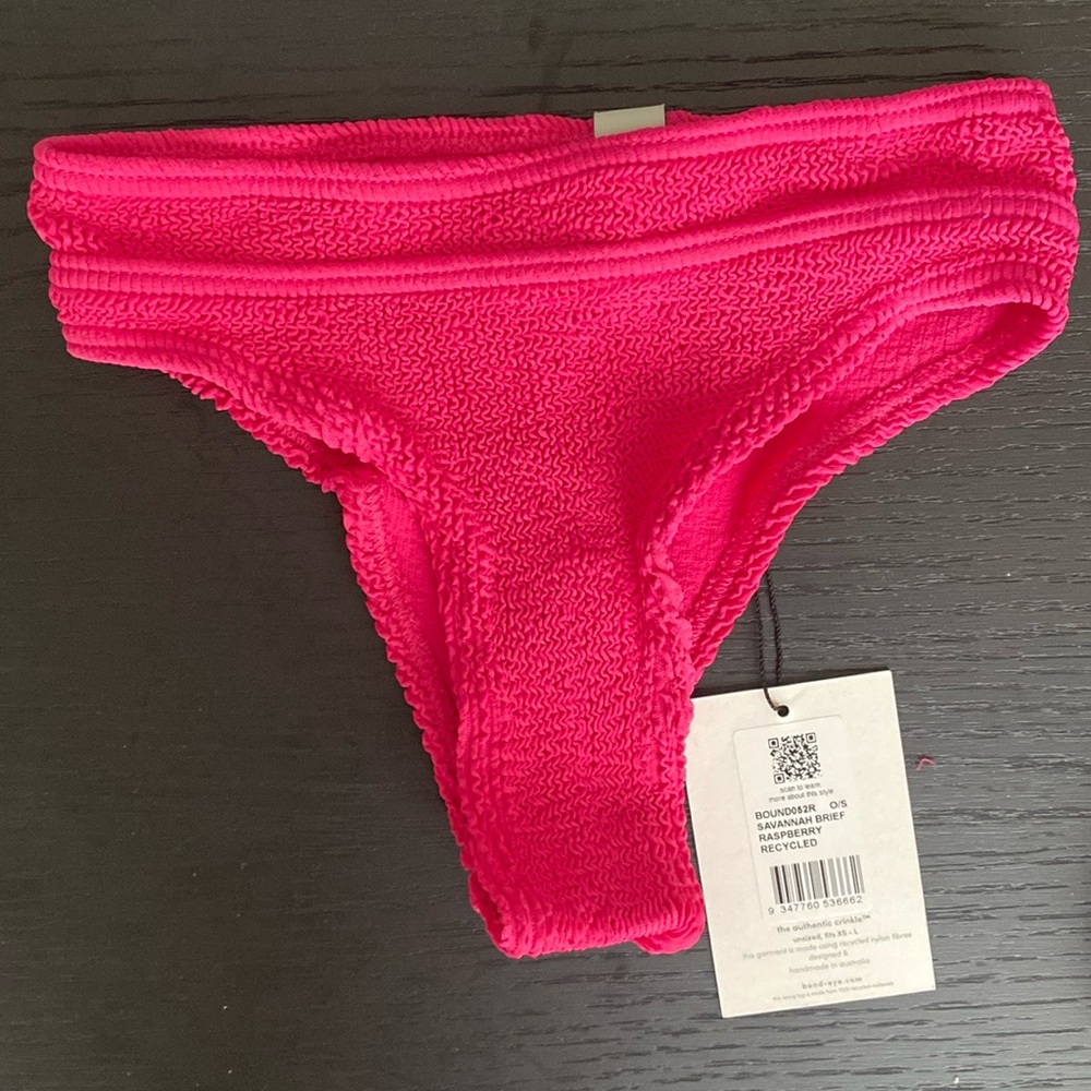 Bond-eye Savannah brief in rasberry